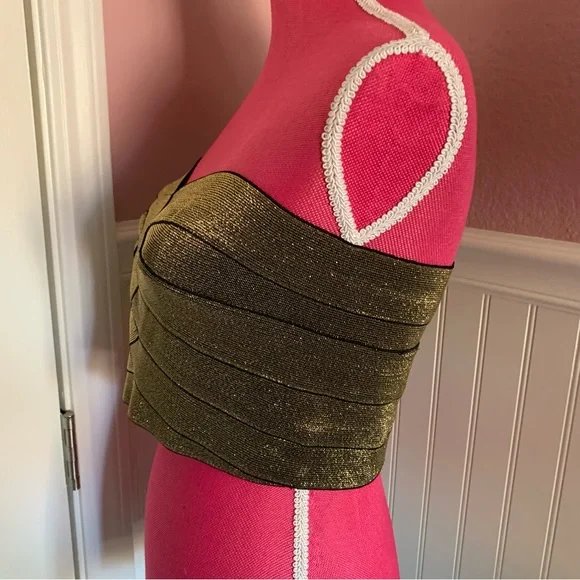 👗Gold and Black Disco Costume Bodycon Strapless Crop Top size Large - Picture 3 of 6